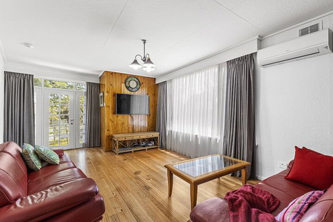 Lilydale 3 Bedroom House Pet Friendly - Sydney Resort 5