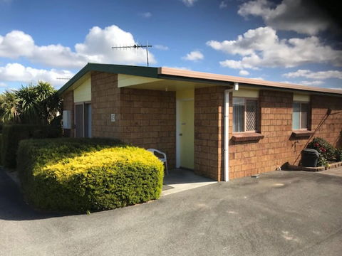 Kellraine Holiday Units - Sydney 4u 0