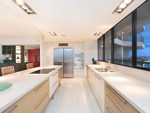 Seascape Apartments Unit 1201 Luxury Apartment With Views Of The Gold Coast & Hinterland - Accommodation Sydney 6