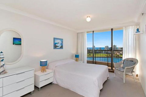 Seascape Unit 1402 Great Location & Amazing Water Views - Accommodation Sydney 6