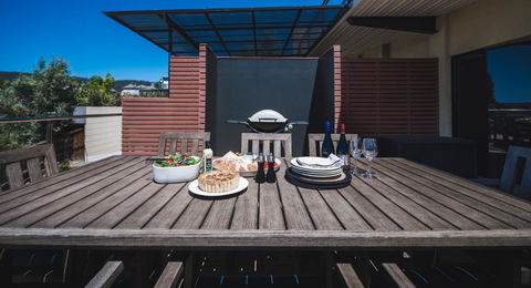Russell House - Sydney 4u 5