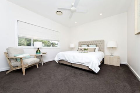 Shells Coastal Beach House - Accommodation Sydney 0