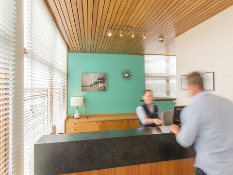 Riverfront Motel & Villas - Accommodation Sydney 3