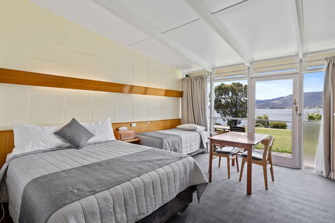 Riverfront Motel & Villas - Accommodation Sydney 4