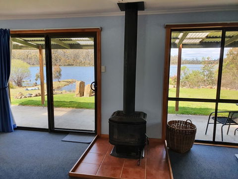 Lake Yalleena Nature Retreat - Accommodation Sydney 1
