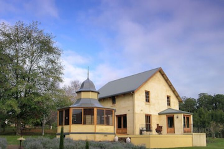 West Kentish TAS Sydney 4u