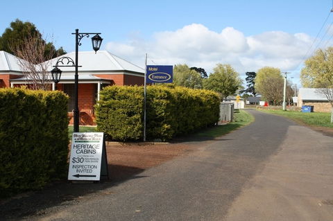 Ross Motel - Accommodation Sydney 0