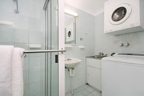 Byron BaySide Central Studio Apartments - Accommodation Sydney 4