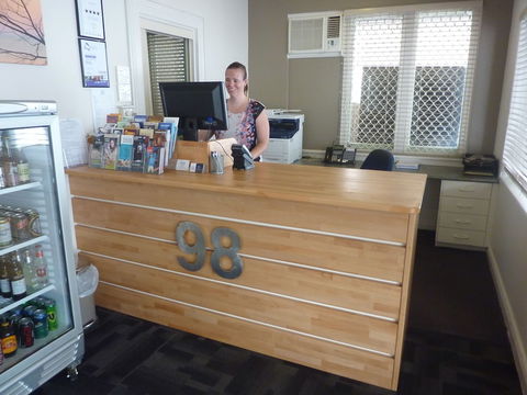 Motel 98 - Sydney 4u 2