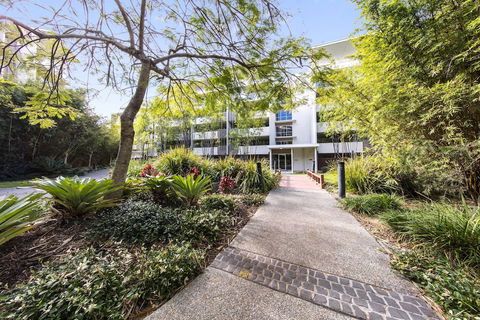 Oaks Brisbane Mews Suites - Accommodation Sydney 1