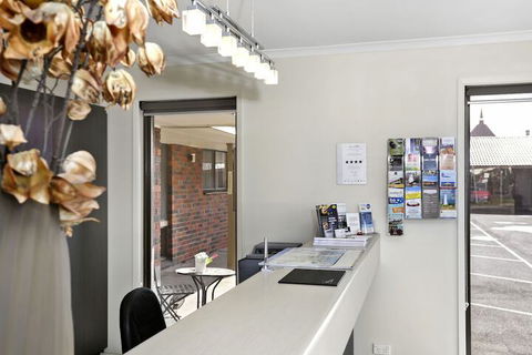 Elm Tree Motel - Sydney 4u 3