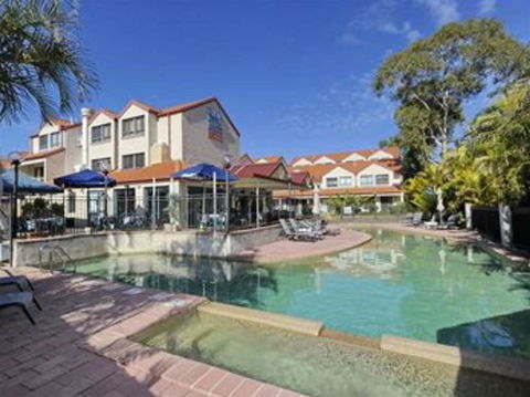 Nelson Bay Breeze Holiday Apartments - Accommodation Sydney 1