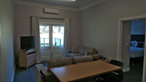 Oscar's On The Yarra - Accommodation Sydney 6
