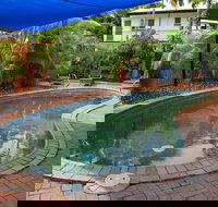 Coconut Grove Holiday Apartments