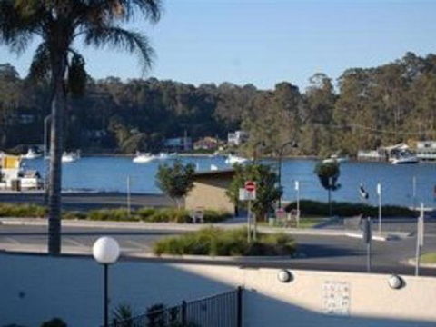 Reef Motor Inn - Accommodation Sydney 5