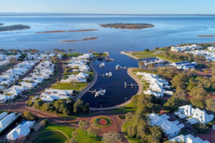 Erskine WA Accommodation Sydney