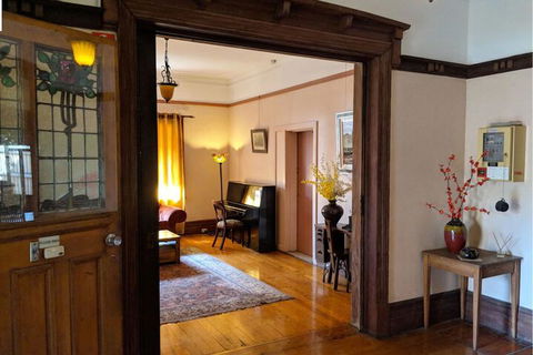 Burwood Bed And Breakfast - Sydney 4u 2