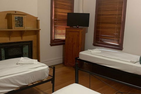 Burwood Bed And Breakfast - Sydney 4u 4