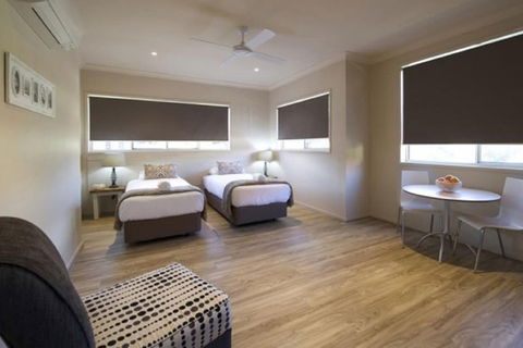 Marty's @ Little Beach - Accommodation Sydney 7