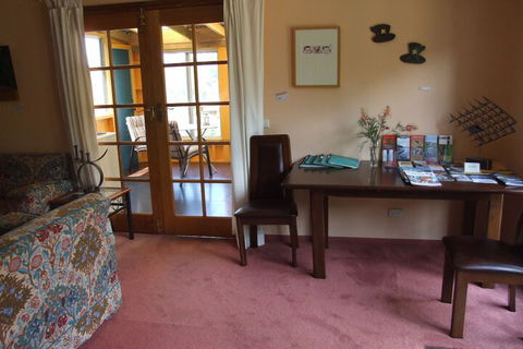 Fernmark Inn - Sydney 4u 4