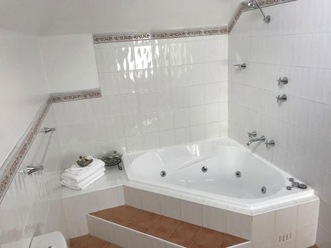 Valley Of The Waters B&B - Sydney 4u 5