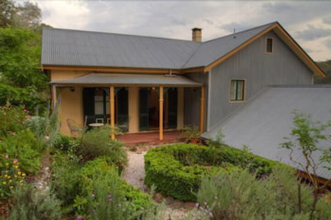 Tizzana Winery Bed & Breakfast - Accommodation Sydney 1