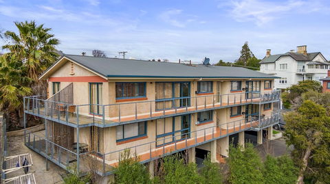 96 On Arthur Apartments - Accommodation Sydney 0