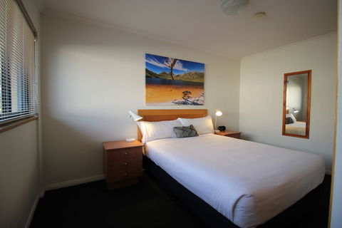 96 On Arthur Apartments - Accommodation Sydney 6