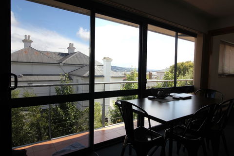 96 On Arthur Apartments - Accommodation Sydney 1