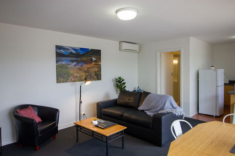 96 On Arthur Apartments - Accommodation Sydney 3
