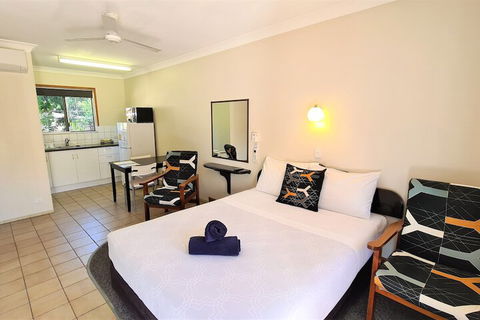 Paradise Court Holiday Units - Sydney 4u 6