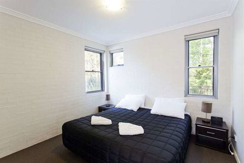 Bluegum Apartments - Sydney 4u 4