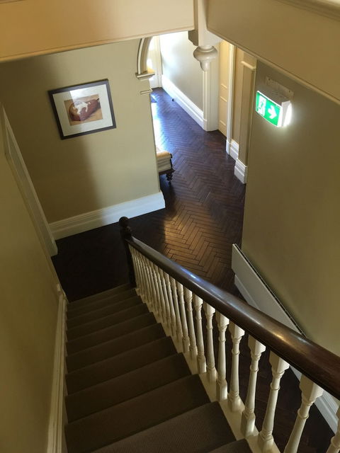 Clydesdale Manor - Accommodation Sydney 4