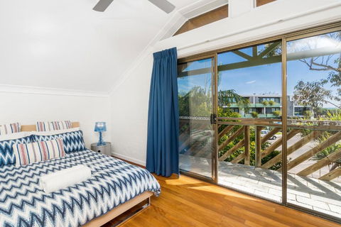 Balcony On Lawson - Accommodation Sydney 3