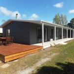 TERRIFIC On TAMARA CRESCENT - Accommodation Sydney 0