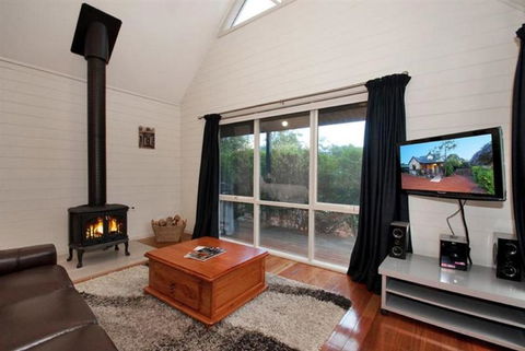 Two Truffles Cottages - Accommodation Sydney 5
