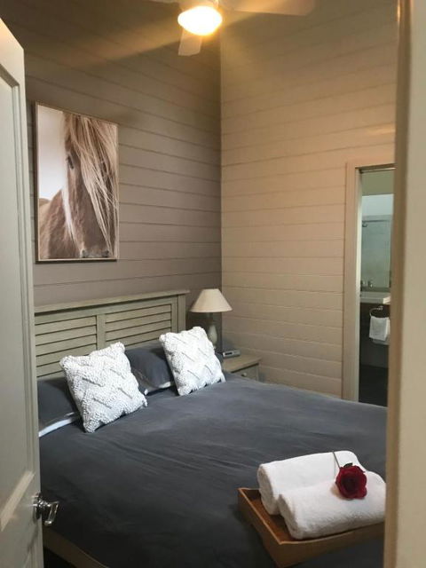Two Truffles Cottages - Accommodation Sydney 2