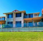 Dolphins 2 7 Commodore Crescent - Accommodation Sydney