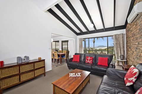 Relax At Lighthouse 4 Lighthouse Road - Accommodation Sydney 2
