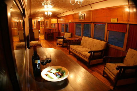 Carriages Spa Retreat - Sydney 4u 5