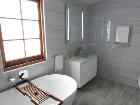 Cooks Cottage - Sydney 4u 3