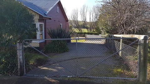 Cottage On Main - Accommodation Sydney 4