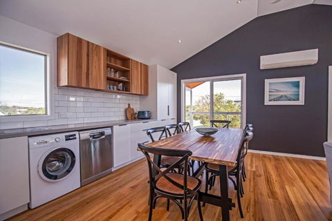 Island Getaway Cape Woolamai - Sydney 4u 2