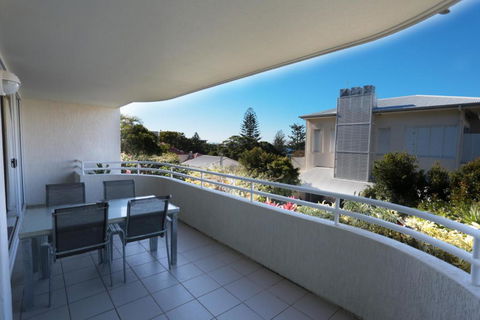Visit The Cote DAzur In Sunshine Beach - Accommodation Sydney 1