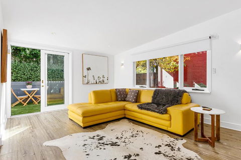 Colonial Hampdens C.1840 Luxury Georgian House - Accommodation Sydney 5