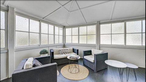 Donnelly House - Accommodation Sydney 5