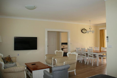 Colins Garden - Accommodation Sydney 2