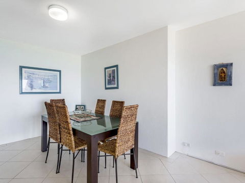 Soldiers Point Road Harbourside Unit 02 07 - Sydney 4u 3