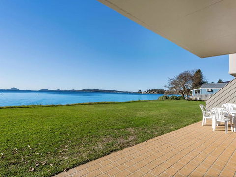 Soldiers Point Road Harbourside Unit 02 07 - Sydney 4u 6