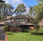 Pride Leisure Tudor House - Sydney 4u